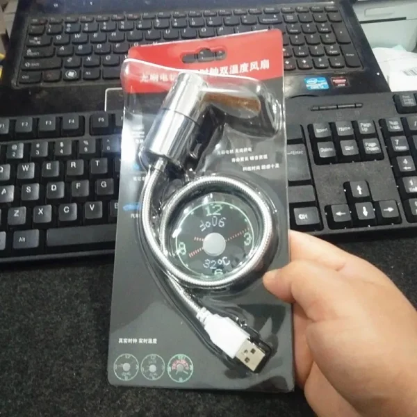 Ventiladores de reloj Usb pequeños silenciosos con Motor sin escobillas, pantalla de tiempo y temperatura de alta velocidad, viento fuerte, ajustable, Universal