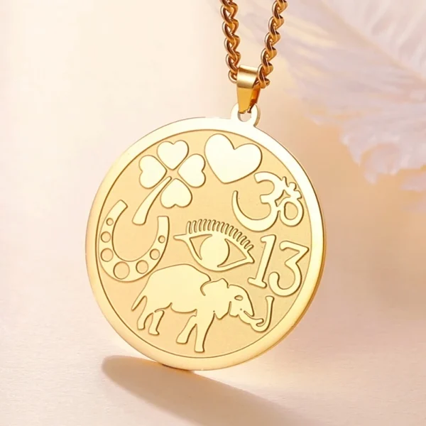 Collar de la medalla de la buena suerte Un poderoso amuleto protector Elefantes Trébol de cuatro hojas Corazón Símbolo Ohm Herradura Collar de ojos malvados Joyas de acero inoxidable